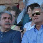 La política se entreveró en el palo y la bocha