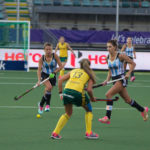 Las Leonas golearon en el debut
