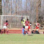 El campeón debutó ganando