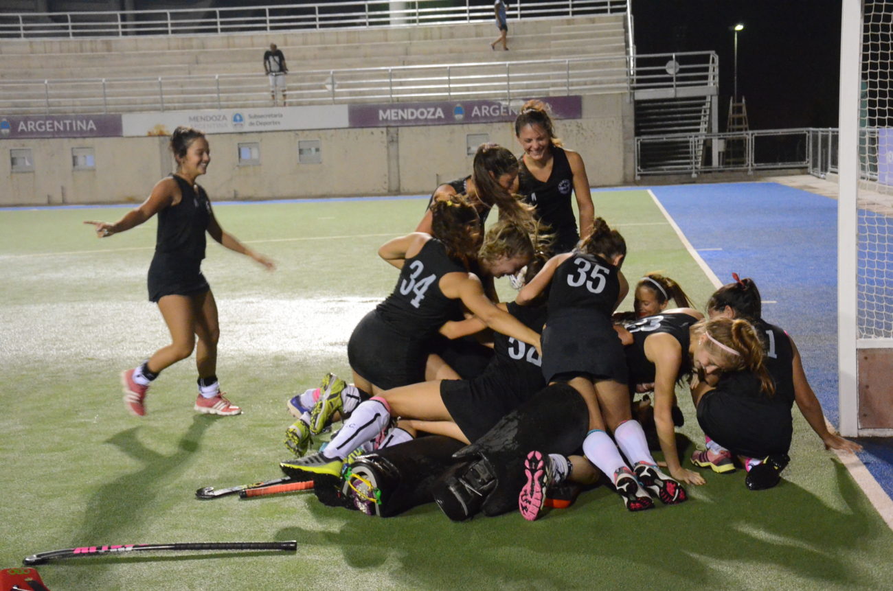 Yerutí y Tacurú, adentro