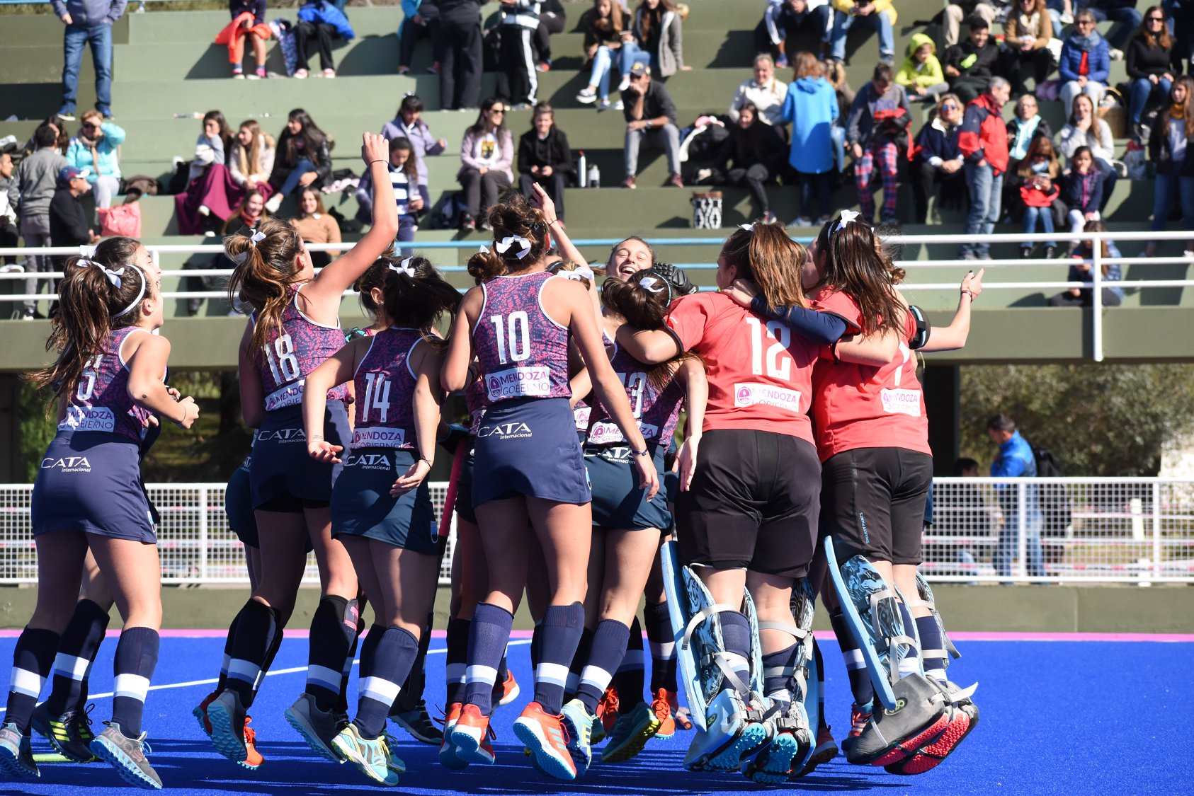 Finalistas con suspenso