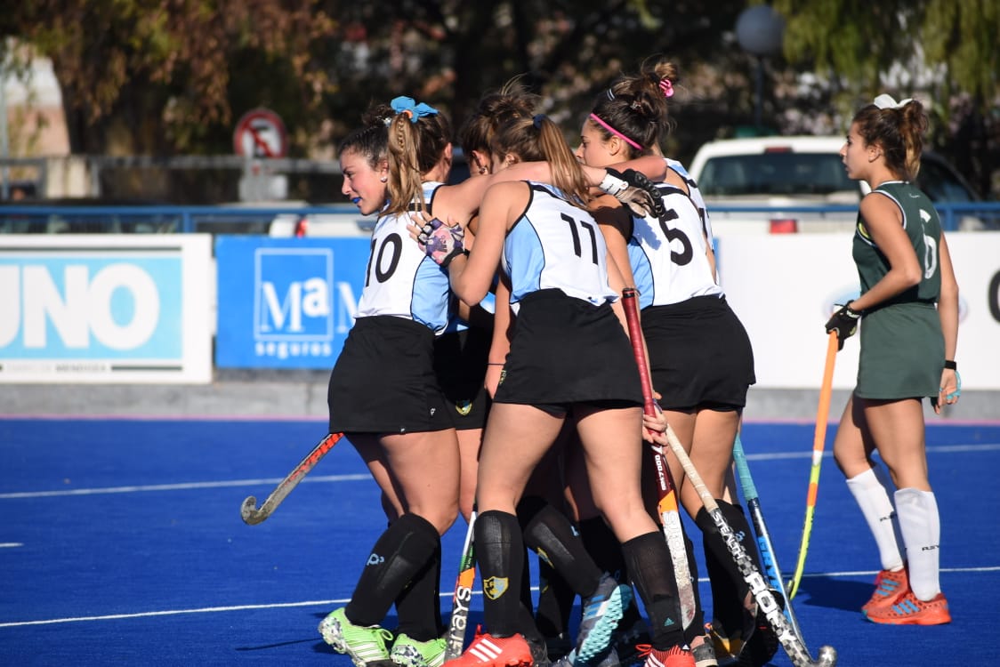 Liceo sigue con vida