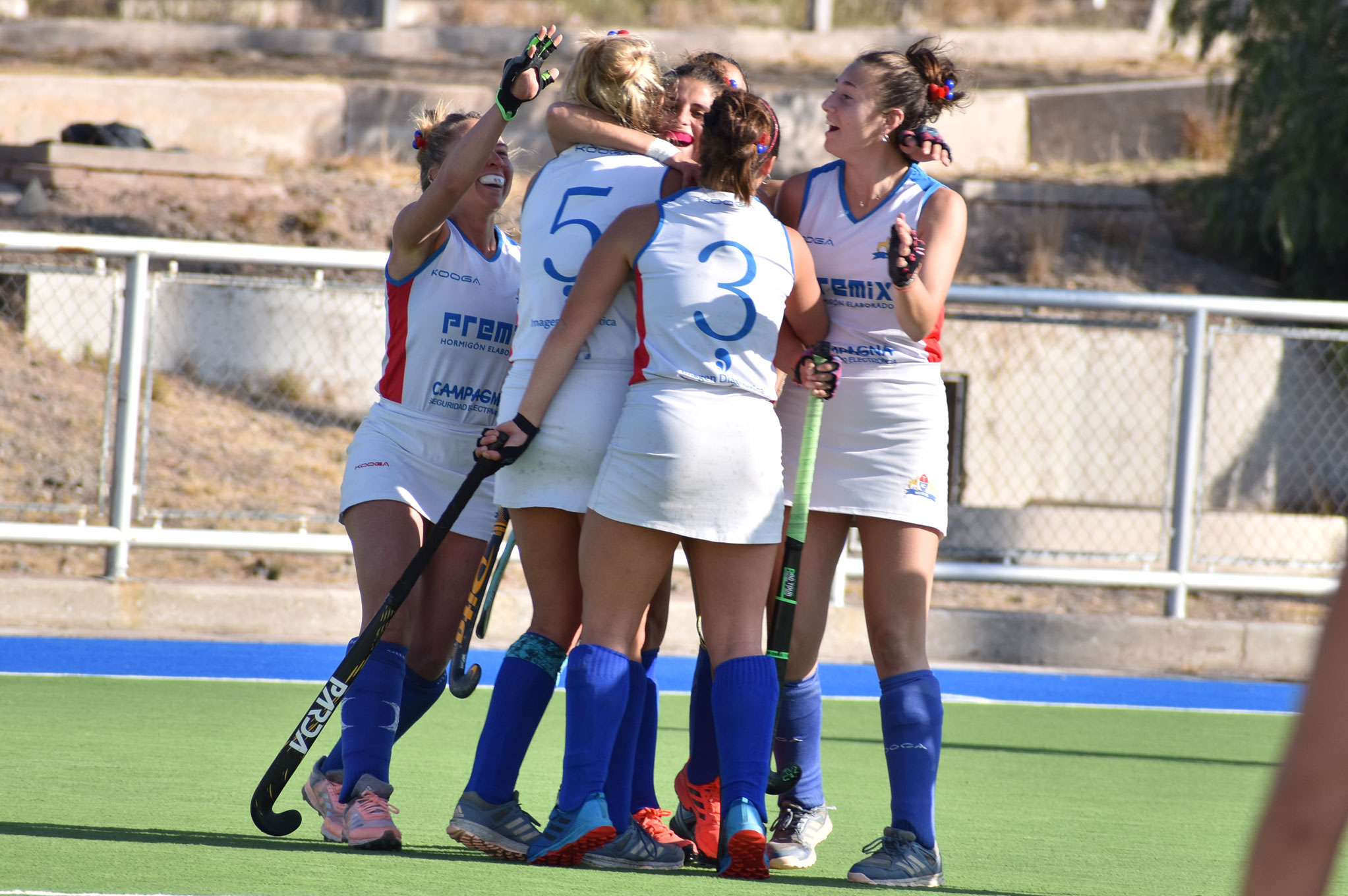 El campeón metió doblete