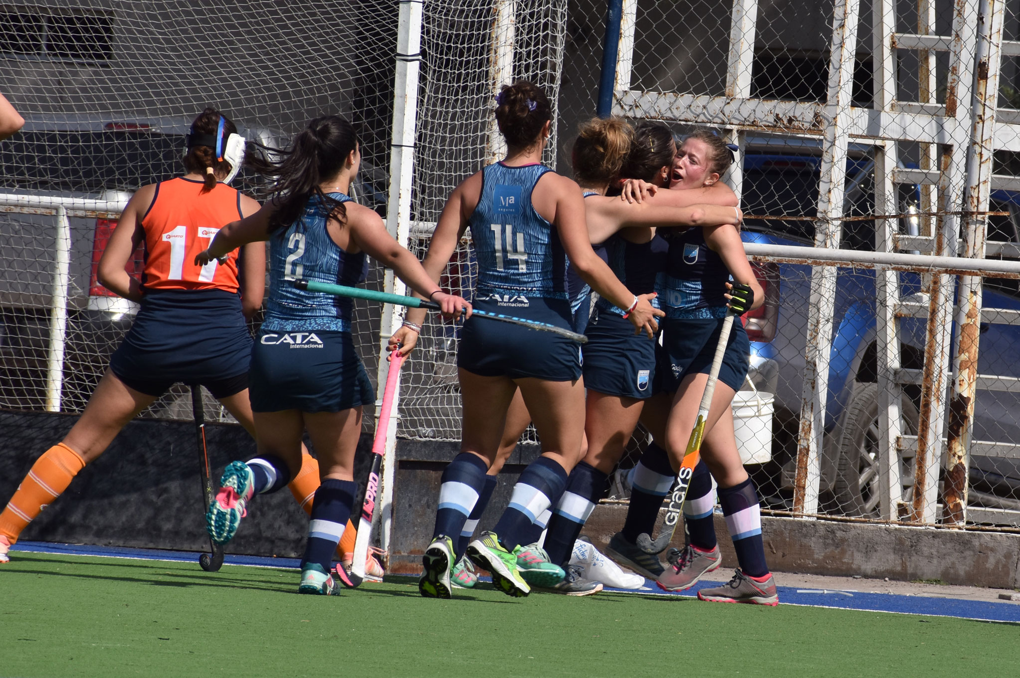 Perdió, después ganó y sigue con vida