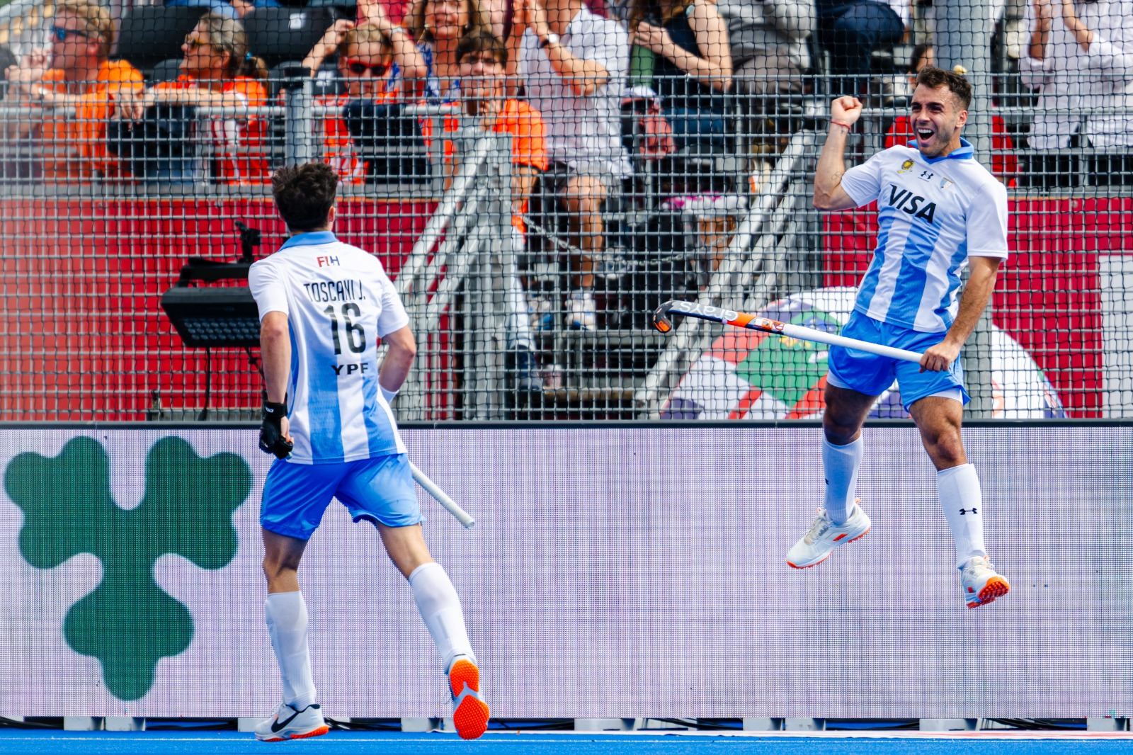 Los Leones son de bronce pero vale como Oro